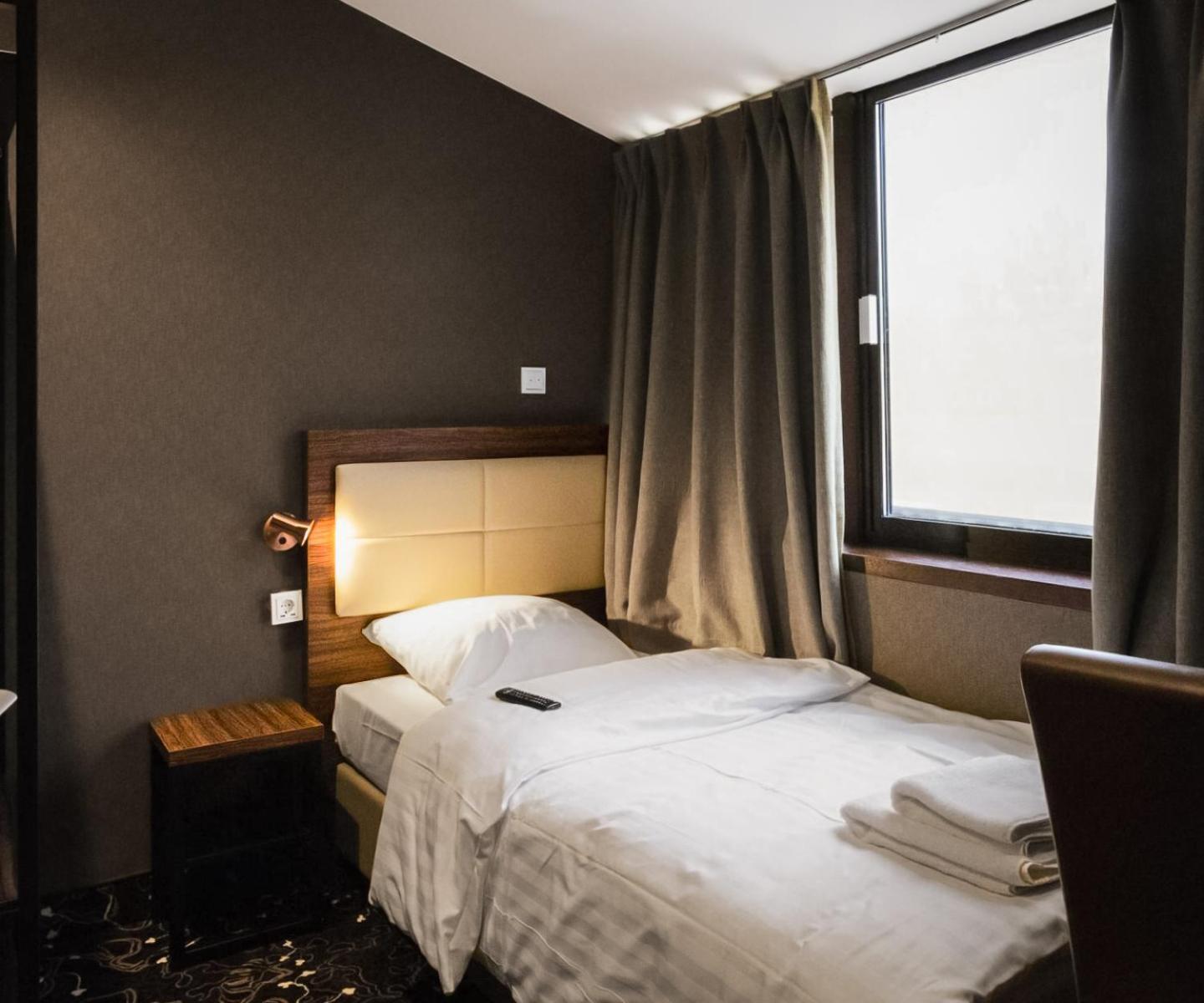Amsterdam Lake Hotel Badhoevedorp Szoba fotó