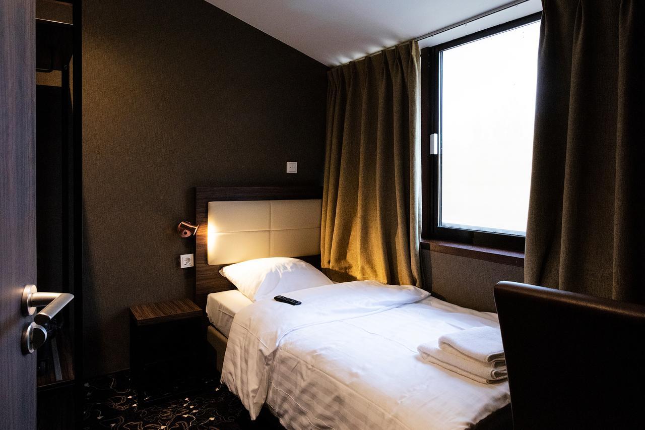 Amsterdam Lake Hotel Badhoevedorp Kültér fotó